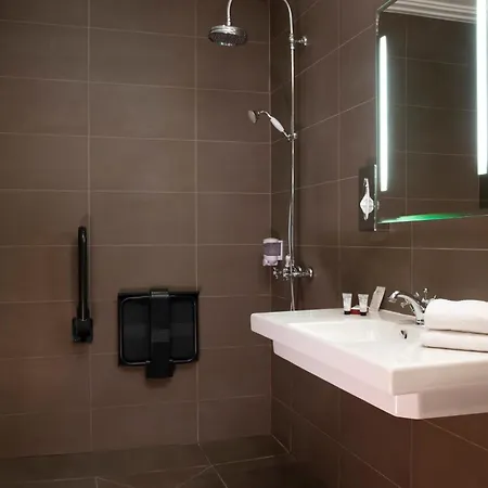 Elysees Hotel 3*