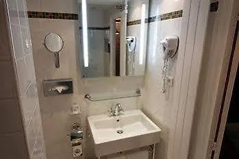 Отель Elysees Париж