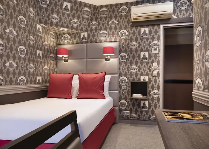 Отель Elysees 3*