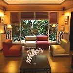 Elysees Otel